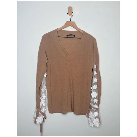 French Connection Caballo Floral Lace Sleeve Sweater Medium V Neck Balletcore - Picture 2 of 7